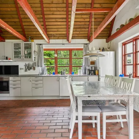 Vakantiehuis Jooseppi - 4-8km From The Sea By Interhome *