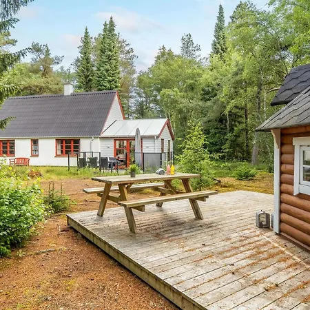 Jooseppi - 4-8km From The Sea By Interhome Vakantiehuis *
